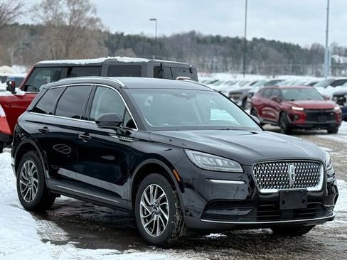 Used 2021 Lincoln Corsair AWD w/ Equipment Group 101A image 39