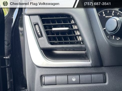 Used 2023 Nissan Rogue SV image 26