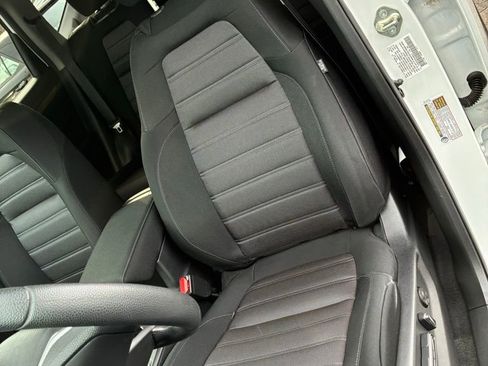 Used 2019 Honda CR-V EX image 18