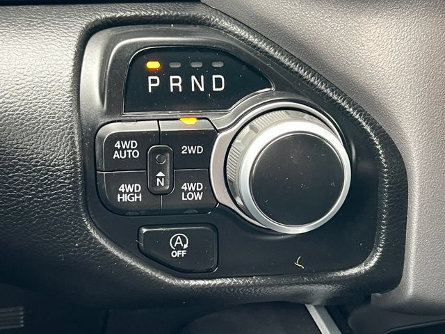 Used 2023 RAM 1500 Big Horn AWD/4WD image 32