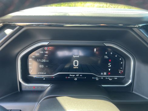 Used 2024 GMC Sierra 1500 AT4X image 15