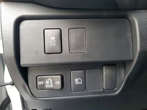 Used 2023 Toyota Tacoma SR5 image 27