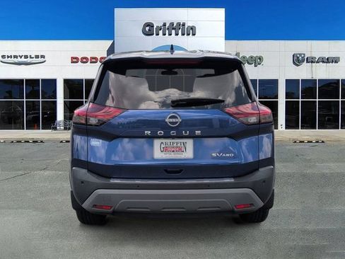 Used 2022 Nissan Rogue SV AWD/4WD image 8