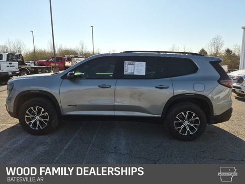 Used 2025 GMC Acadia AT4 w/ Super Cruise Package image 2