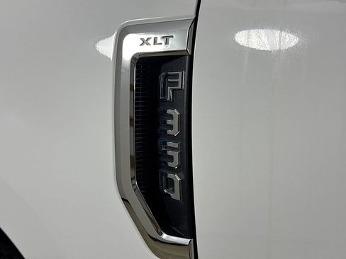 Used 2022 Ford F350 XLT w/ XLT Value Package image 26