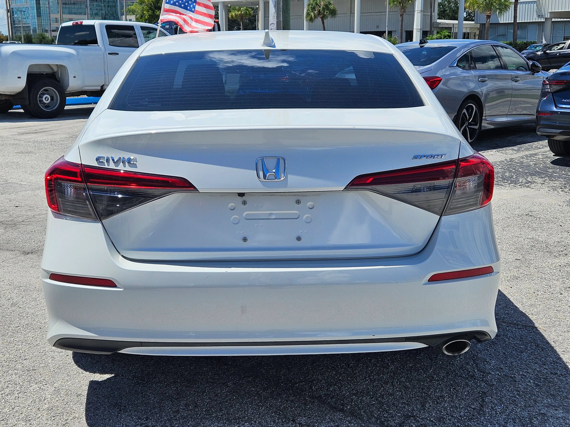 Used 2022 Honda Civic Sport image 6