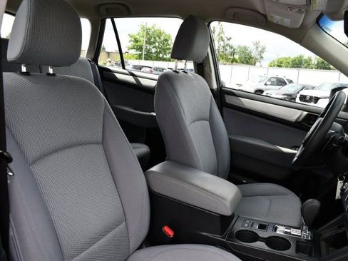 Used 2019 Subaru Outback 2.5i AWD/4WD image 31