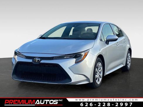 Used 2020 Toyota Corolla LE w/ Carpet Mat Package (TMS) image 1