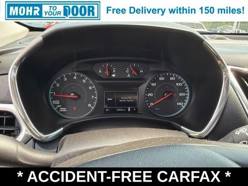 Used 2018 Chevrolet Equinox LT FWD image 17