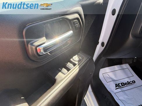 Used 2022 Chevrolet Silverado 1500 W/T w/ WT Value Package image 19