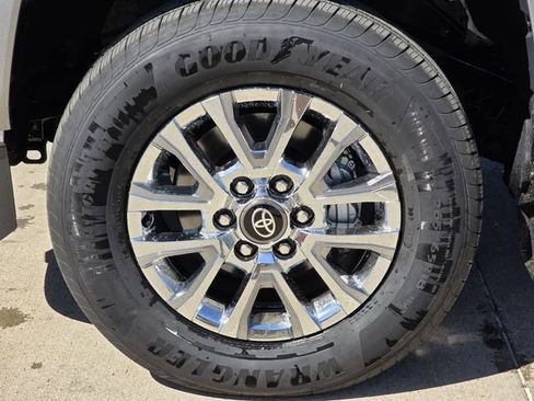 New 2026 Toyota Tacoma Limited AWD/4WD image 9