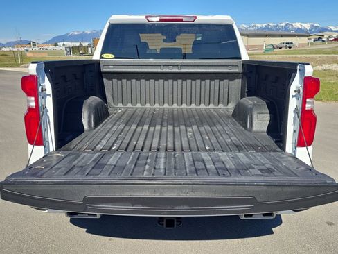 Used 2024 Chevrolet Silverado 1500 RST w/ Z71 Off-Road Package image 27