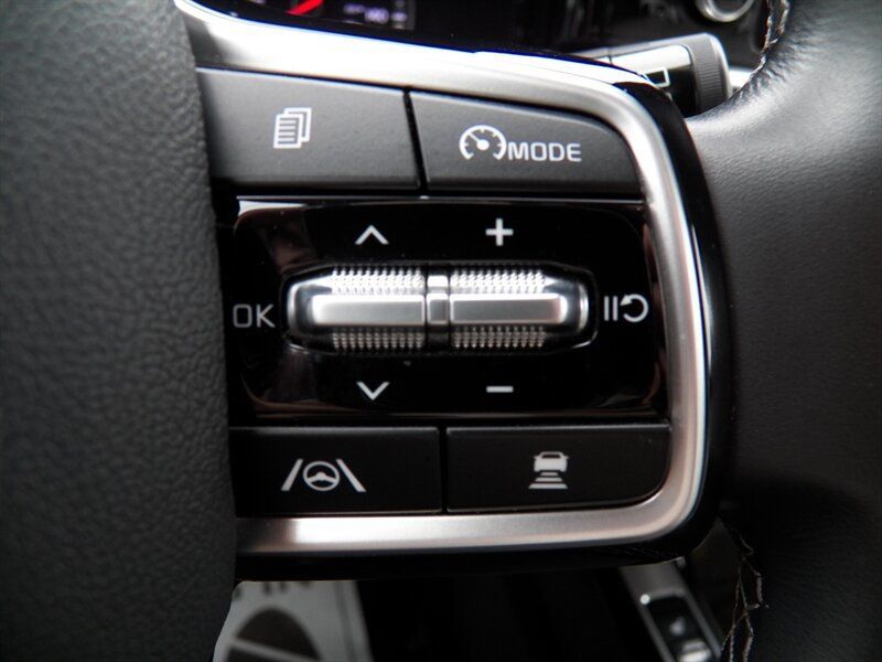 Used 2022 Kia Sorento SX AWD/4WD image 29