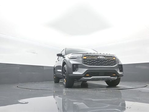 New 2026 Ford Explorer Tremor w/ Tremor Convenience Package image 32