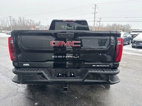 New 2026 GMC Sierra 3500 Denali w/ Denali Reserve Package AWD/4WD image 6