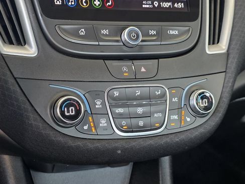 Used 2025 Chevrolet Malibu LT FWD image 18