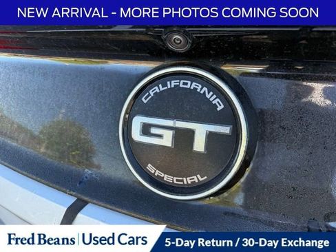 Used 2017 Ford Mustang GT Premium w/ Equipment Group 401A RWD image 9