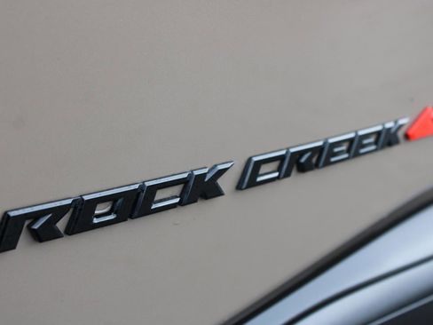 Used 2025 Nissan Rogue SV image 8