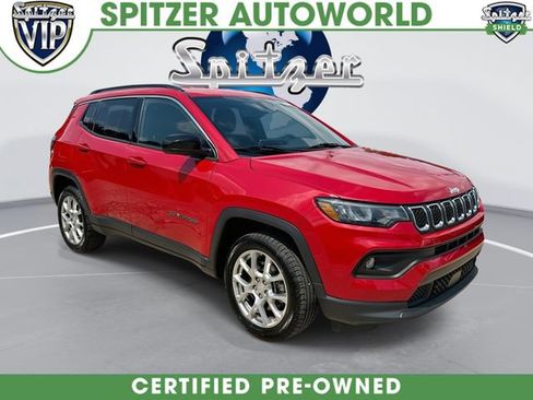 Used 2023 Jeep Compass Latitude AWD/4WD image 1