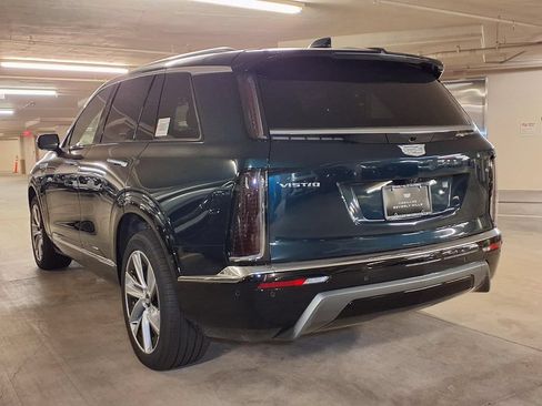 New 2027 Cadillac Vistiq Luxury AWD/4WD image 10
