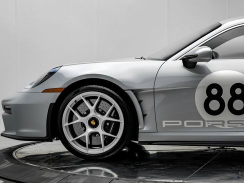 Used 2024 Porsche 911 GT3 RS image 9