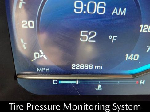 Used 2025 Chevrolet Silverado 1500 LT image 32