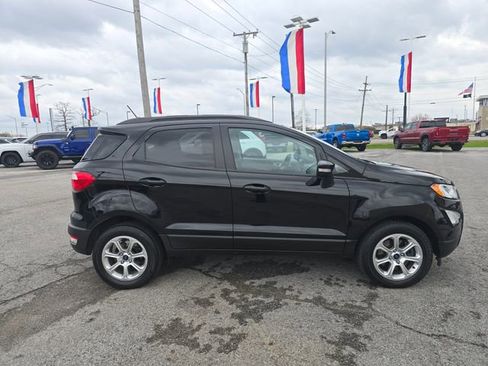 Used 2018 Ford EcoSport SE image 4