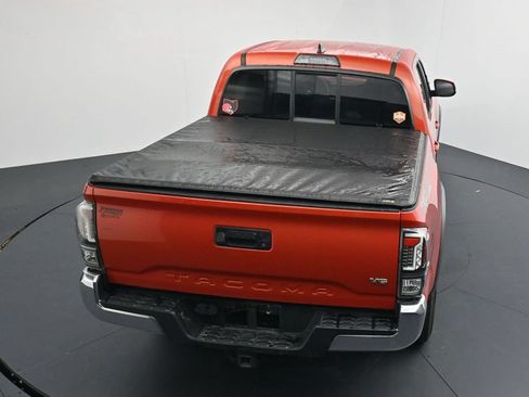 Used 2016 Toyota Tacoma TRD Off-Road w/ Towing Package AWD/4WD image 14