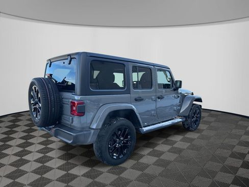 Used 2023 Jeep Wrangler Unlimited Sahara image 5