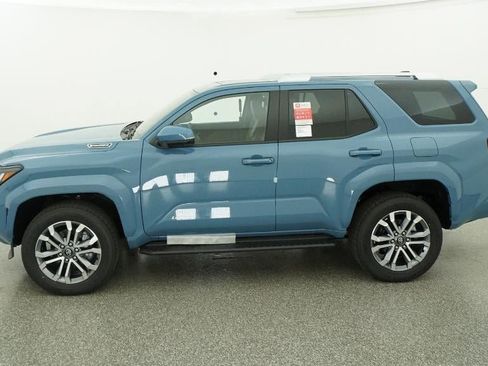 New 2025 Toyota 4Runner Limited image 3
