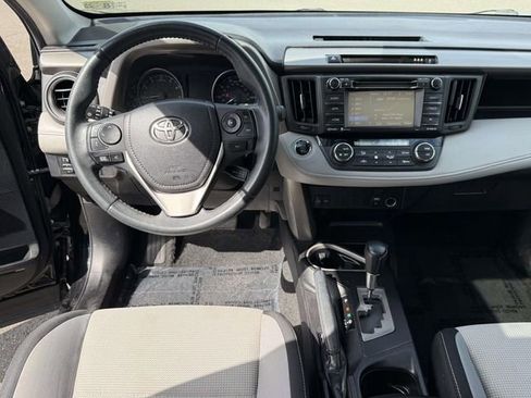 Used 2018 Toyota RAV4 XLE w/ Plus Extra Value Package image 17