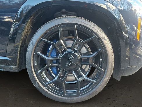 Used 2026 BMW XM Label Red image 9