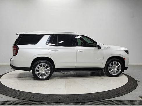 Used 2021 Chevrolet Tahoe High Country RWD image 8