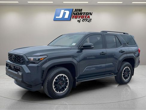 Used 2025 Toyota 4Runner TRD Off-Road image 1
