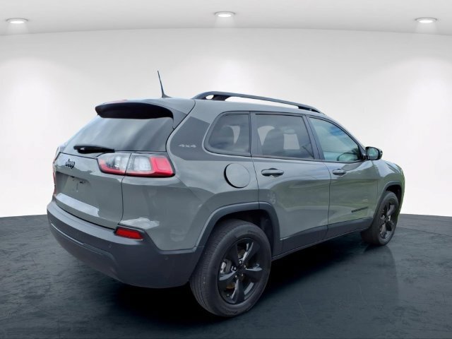 Used 2023 Jeep Cherokee Altitude Lux AWD/4WD image 11