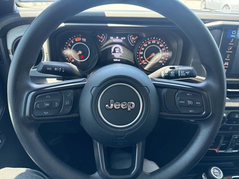 Certified 2025 Jeep Wrangler Unlimited Sport AWD/4WD image 17
