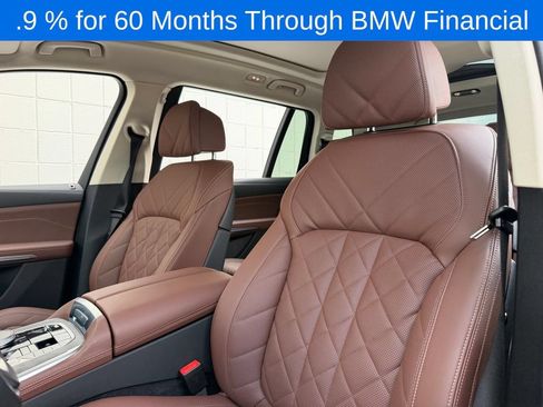 Used 2026 BMW X7 xDrive40i AWD/4WD image 5