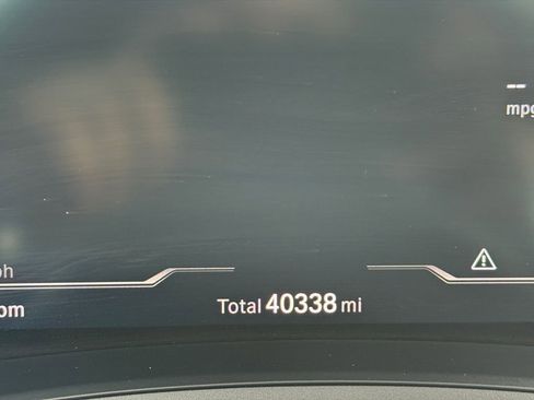 Used 2022 BMW 330i xDrive Sedan w/ Premium Package image 19