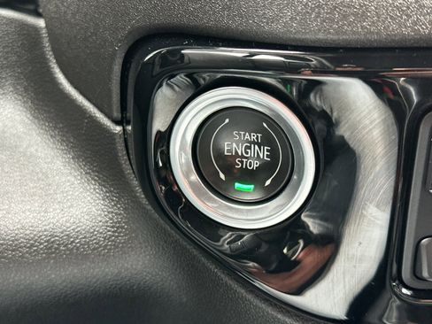 Used 2024 Chevrolet Silverado 2500 LTZ w/ LTZ Convenience Package image 22