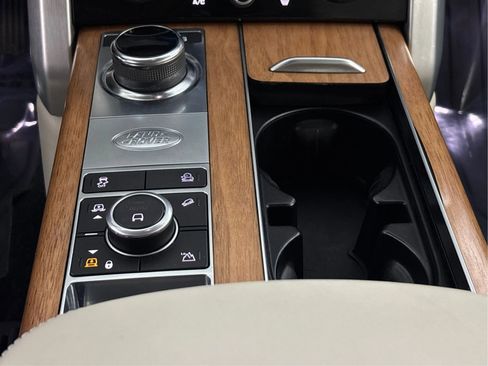 Used 2020 Land Rover Range Rover HSE AWD/4WD image 22