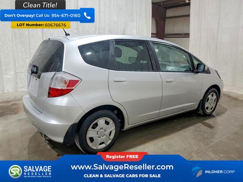 Used 2013 Honda Fit image 4