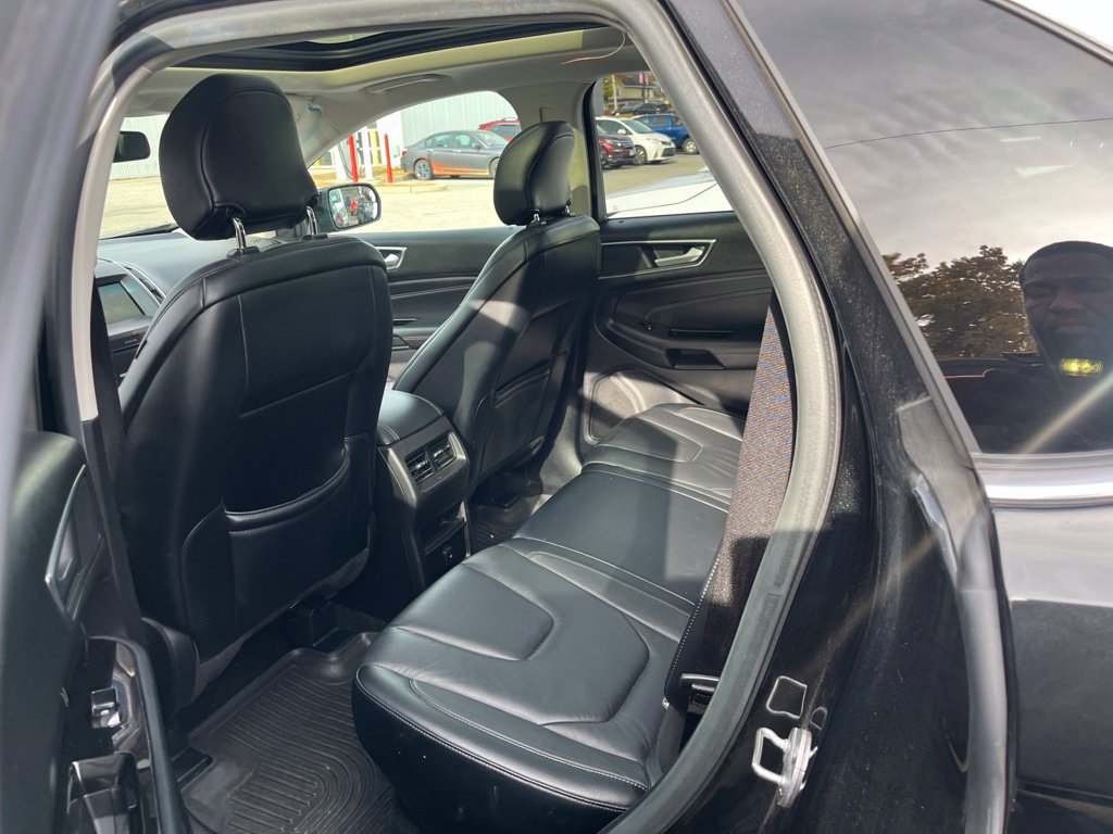 Used 2015 Ford Edge Titanium AWD/4WD image 5