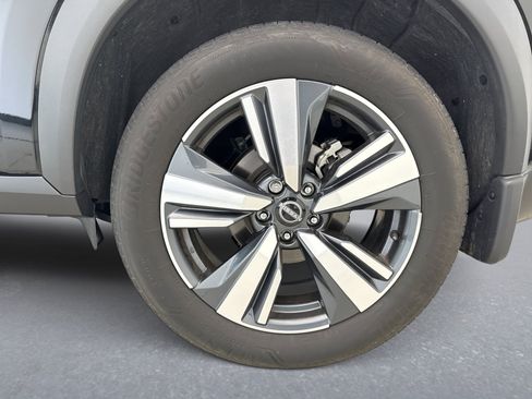 Used 2023 Nissan Rogue SL w/ SL Premium Package AWD/4WD image 22