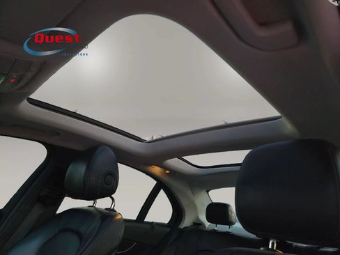 Used 2017 Mercedes-Benz C 300 4MATIC Sedan image 44
