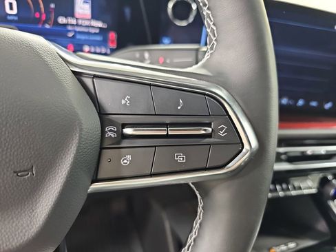 Certified 2024 Chevrolet Traverse Z71 w/ Enhanced Driving Package image 25