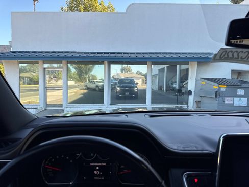 Used 2021 Chevrolet Tahoe LT AWD/4WD image 13