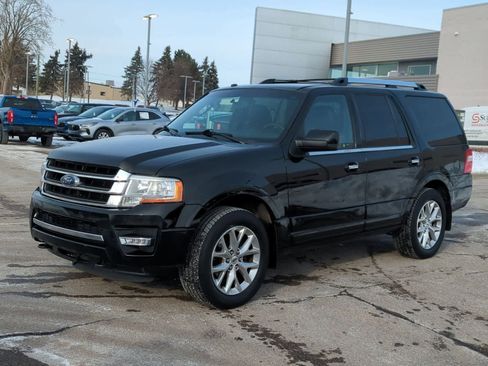 Used 2017 Ford Expedition Limited image 4