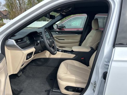 New 2026 Jeep Grand Cherokee L Limited AWD/4WD image 7
