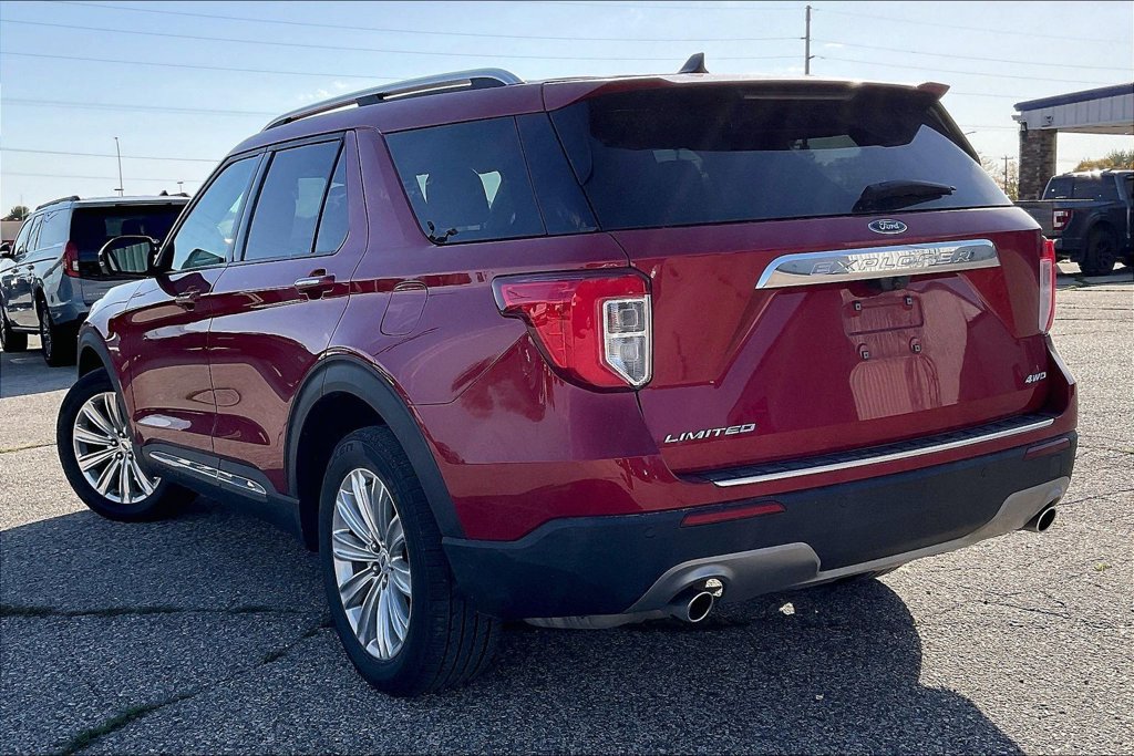Certified 2021 Ford Explorer Limited w/ Equipment Group 301A AWD/4WD image 3