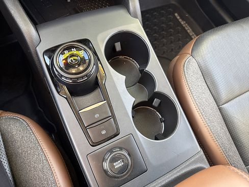 Used 2021 Ford Bronco Sport Outer Banks w/ Outer Banks Package (96D) image 14